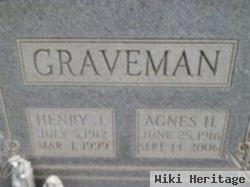 Henry J Graveman