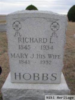 Richard L. Hobbs