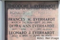 Ronald J Everhardt