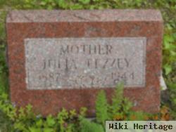 Julia Fezzey