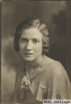 Bessie Anna Luloff Briggs