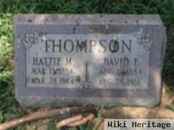 David E Thompson