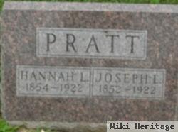 Hannah L Pratt