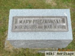 Mary Pieczkowski