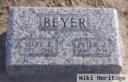 Peter J. Beyer