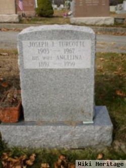 Joseph E Turcotte