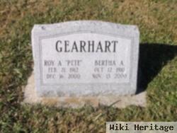 Roy "pete" Gearhart