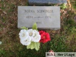 Norma Schwinger