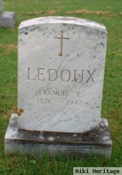 Lottie W Ledoux