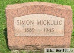 Simon Mickulic