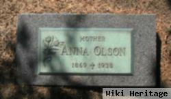 Anna Molland Olson