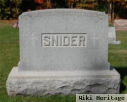 William H Snider