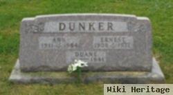 Ernest Dunker