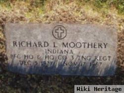 Richard L Moothery