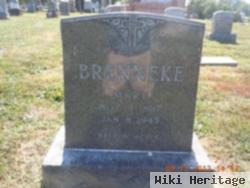 Mary Brenneke