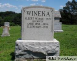 Annie Hovis Wineka