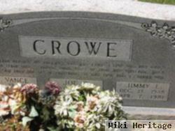 Joe W Crowe