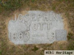 Josephine Yott