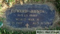 Edward Runsa