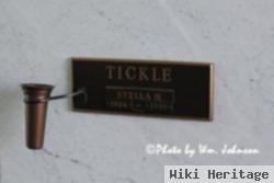 Stella Holder Tickle