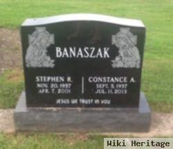 Stephen R Banaszak
