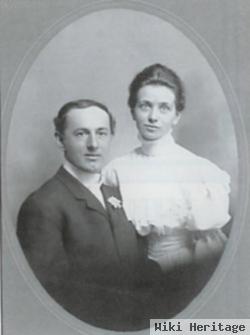 Carrie E Rohrer Snyder