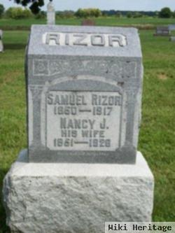 Nancy J Rizor