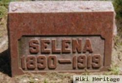 Selena "lena" Beck