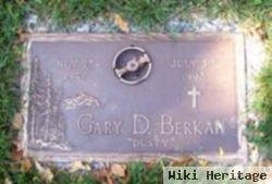 Gary D "dusty" Berkan