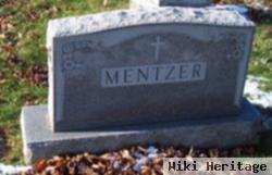 Ruth Mentzer