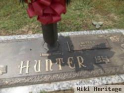 Betty Lois Roberts Hunter