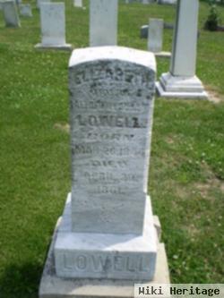 Elizabeth Lowell