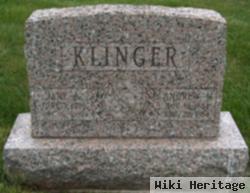 Andrew M Klinger