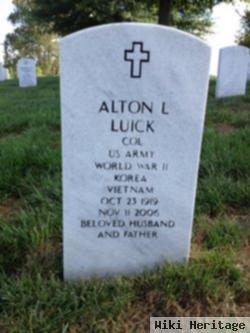 Alton L Luick