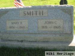 Mary R Smith