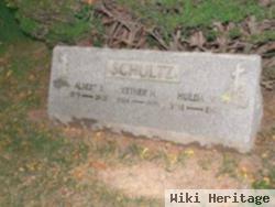 Huldah M Schultz