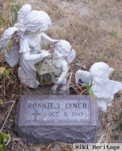 Ronnie L Lynch