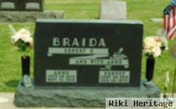 Ernest P Braida