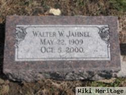 Walter W Jahnel