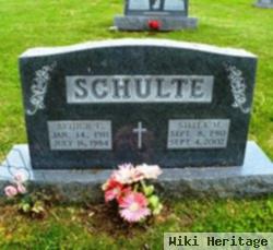 Arthur E Schulte