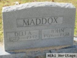 Margaret Idella "deller" Vaughn Maddox