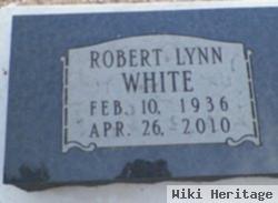 Robert Lynn White