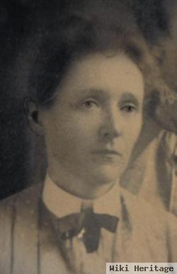 Laura E. Kimmel Mccreight