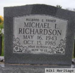 Michael L Richardson