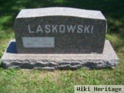 Eva G Laskowski