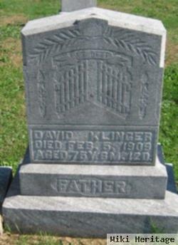 David R Klinger