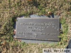 Richard Alvin Davis