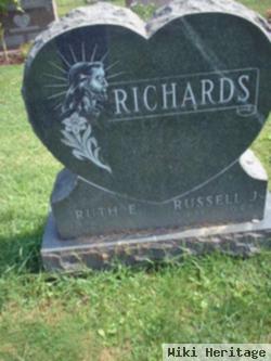 Ruth E Richards