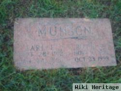 Ruth L Barnes Munson