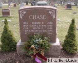 Earler F Chase